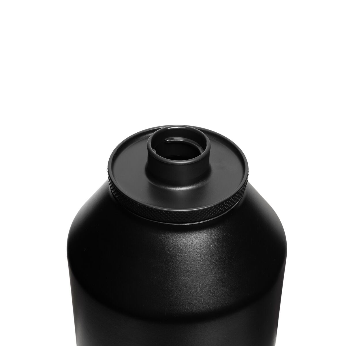64oz-wm-bottle-2x-pint-cups-y1 WebPDP-64oz_Wide_Mouth_Bottle_Black__WMB2SV64002_2XStudio_45deg_Lid_On_2.jpg